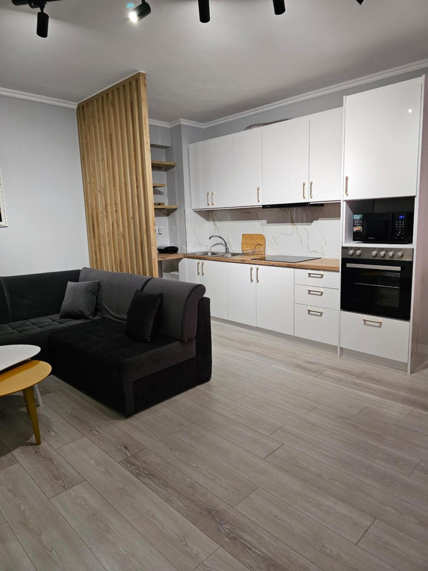 Stephan Apartments סרנדה מראה חיצוני תמונה